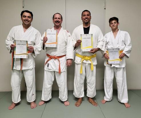 Kyu-Prüfung: Umid, Cornel, Jimmy, Jonathan